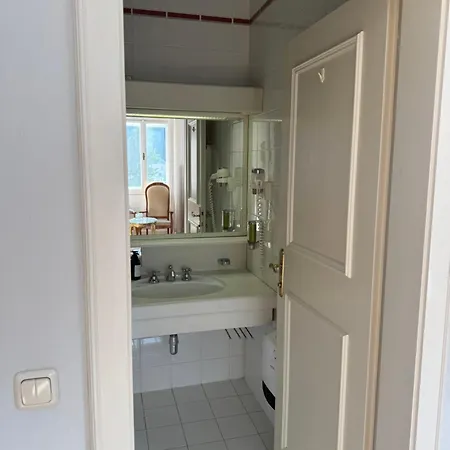 Im Ehemaligen Grand De L Europe アパート