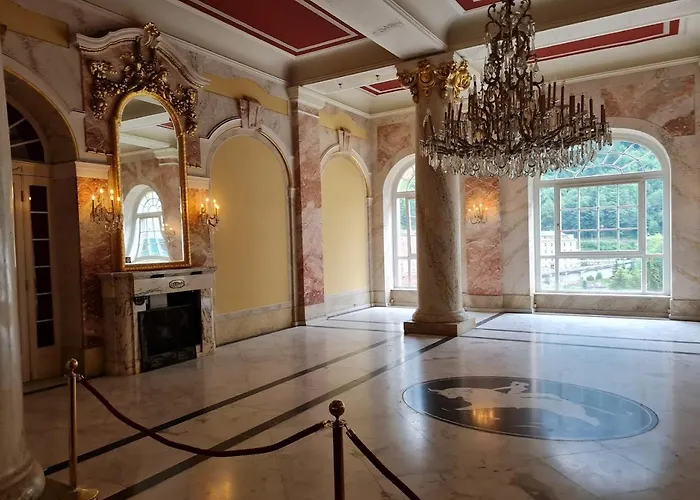 Apartament Im Ehemaligen Grand De L Europe *